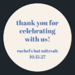 Bold Ivory Blue Custom Schattige Bat Mitzvah Dank  Ronde Sticker<br><div class="desc">Vet Typografie Ivoor Blauw Aangepaste Schattige Vleermuis Mitzvah Dank u Classic Ronde Sticker</div>