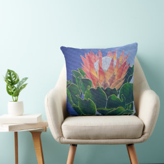 Bold King Protea | Hand-Painted Floral Art Kussen