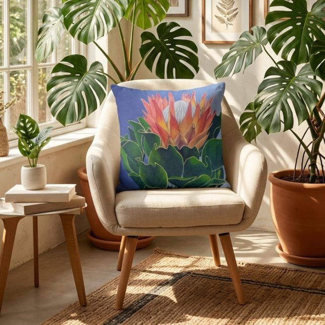 Bold King Protea | Hand-Painted Floral Art Kussen (On Chair)