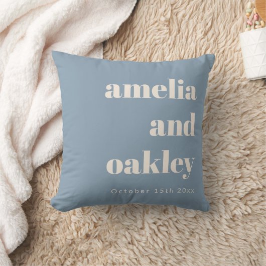Bold Minimalist Dusty Blue Retro Custom Wedding Kussen (Deken)