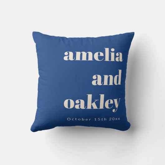 Bold Minimalist French Blue Retro Custom Wedding Kussen (Achterkant)