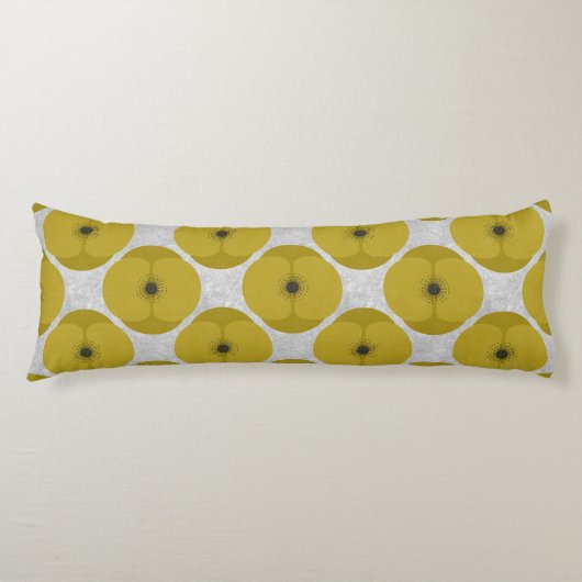 Bold Minimalist Poppy Textured Floral Yellow Lichaamskussen (Voorkant)