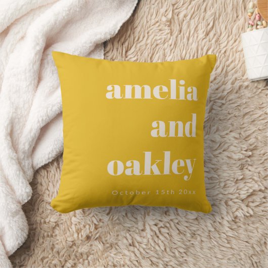 Bold Minimalist Summer Yellow Retro Custom Wedding Kussen (Deken)