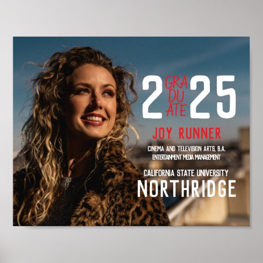 Bold Modern Klasse van 2025 Foto Afstuderen Poster (Voorkant)