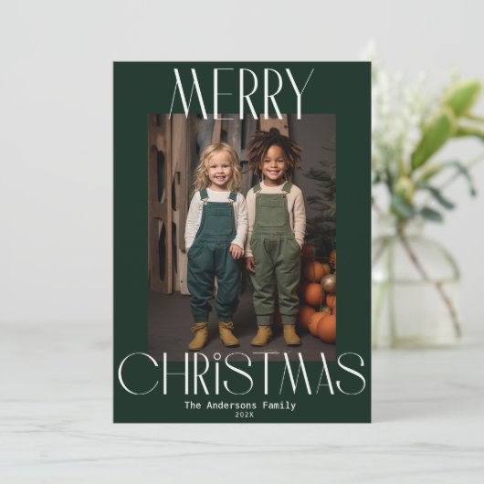 Bold Modern Vrolijk Kerstfeest Feestdagenkaart (Staand voorkant)