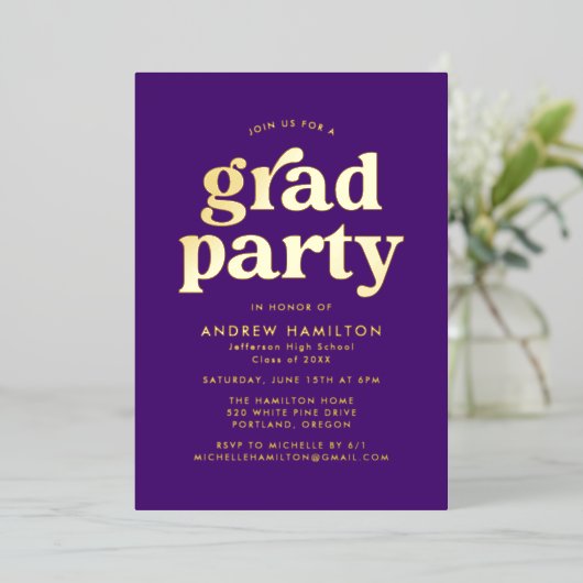 Bold Paars en Gold Photo Graduparty Folie Uitnodiging (Staand Voorkant)