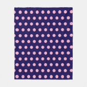 Bold Pink Polka Dots op Navy Blue Fleece Deken (Voorkant)