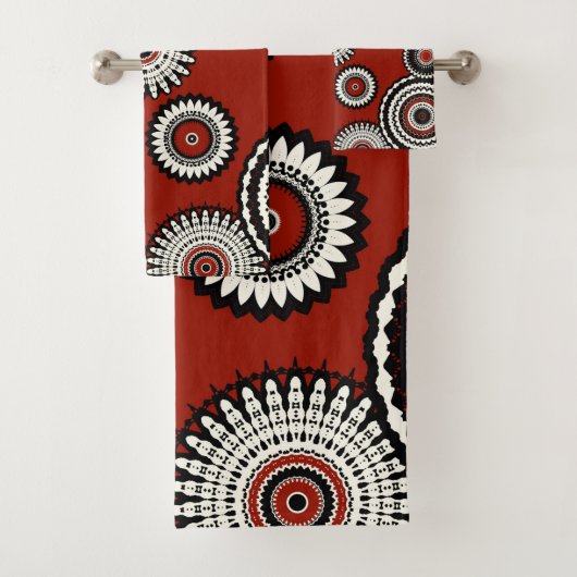 Bold Red Black White Floral Bad Handdoek (Insitu)