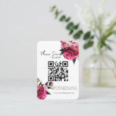 Bold Red Floral QR Code Weddenschap RSVP Plaatskaartje (Staand voorkant)