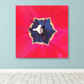 Bold Red Tulp Flower Macro Natuur Canvas Afdruk (Insitu (Houten vloer))