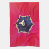 Bold Red Tulp Flower Macro Natuur Theedoek (Verticaal)