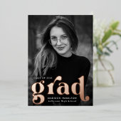 Bold Roos Gold Typografie Afstuderen Aankondiging (Staand Voorkant)