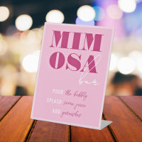 Bold roze Bachelorette Mimosa Bar, voetstuk
