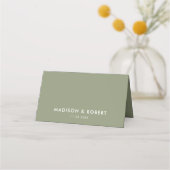 Bold Sage Green Minimalistische Wedding Gast Plaatskaartje (Achterkant)