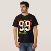 Bold Street Graffiti 99 & Microphone T-Shirt – Ret (Voorkant volledig)