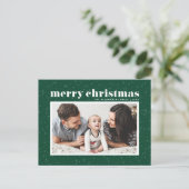 Bold Typografie Green Merry-kerstfoto Feestdagenkaart (Staand voorkant)