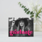 Bold Typography Fuchsia Photo Graduparty Uitnodiging Briefkaart (Staand voorkant)