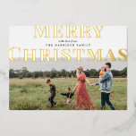 Bold Typography Merry Kerstfoto Folie Feestdagenkaart<br><div class="desc">Deze moderne en elegante vakantiekaart biedt uw foto met overlappende grote typografie in uw keuze uit bladkleur. De rug kenmerkt een tweede foto en een vlek voor extra teksten,  met een sneeuwval patroonachtergrond. Alle doopvonten en kleuren zijn editable.</div>