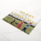 Bold Typography Merry Kerstfoto Folie Feestdagenkaart (Gedraaid)