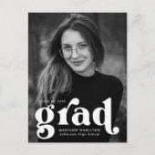 Bold Typography Photo Graduparty Uitnodiging Briefkaart (Voorkant)