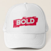 BOLD Typography Trucker Hoed – Rood & Wit Pet (Voorkant)