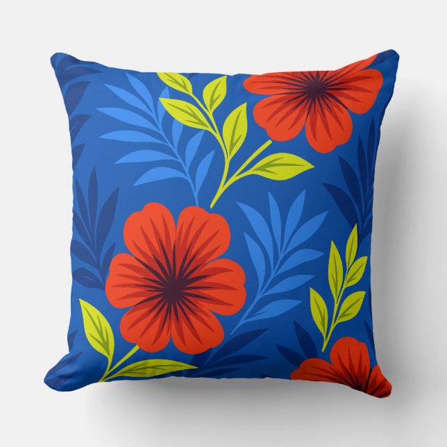 Bold Vermilion Red Florals with Elegant Leaves Kussen (Voorkant)