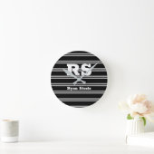 Bold Wht Monogram & Name, Lt Grey Lines, Black Vs2 Ronde Klok (Huis)