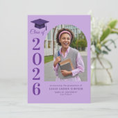 Bold year purple graduation photo announcement kaart (Staand voorkant)