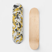 Bold Yellow Urban Camo Skateboard (Voorkant)