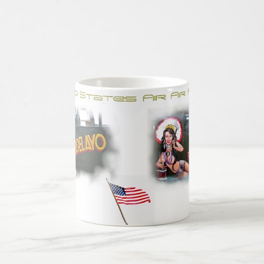 Bomber Nose Art - WW II Koffiemok (Center)