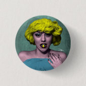 Bombshell POP Art Button (Voorkant)