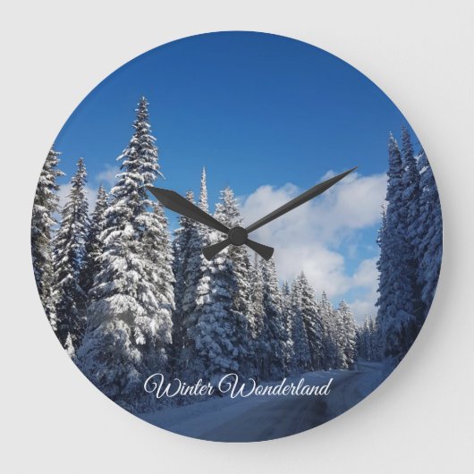 bomen die de winter van het sneeuwlandschap vredig grote klok (Voorkant)