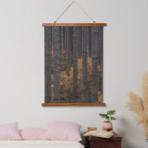 Bomen en goudherfstbladerbladeren hangend wandkleed