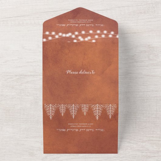 Bomen en lichten in terracotta gekleurde herfstbru all in one uitnodiging (Buitenkant)