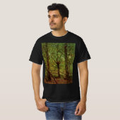 Bomen en ondergroei door Vincent van Gogh T-shirt (Voorkant volledig)