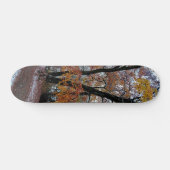 Bomen, met oranje bladeren persoonlijk skateboard (Horizontaal)