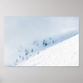 Bomen met zon en wolken in de bergen, bevroren poster