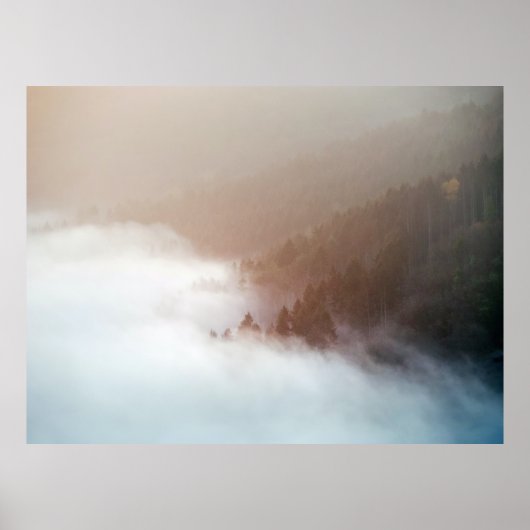 Bomen op bergen bedekt met honden poster (Voorkant)