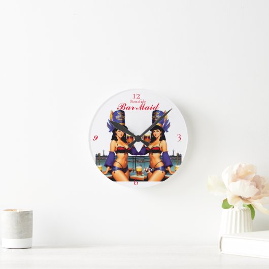 Bonafide Bar Maid Thunder_Cove Ronde Klok (Huis)