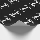 Bone to be Wild Funny Anatomy Pun Dark BG Cadeaupapier (Hoek)