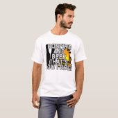 BONFIRE EN BEER DAT IS HOE IK ..png ROL T-shirt (Voorkant volledig)