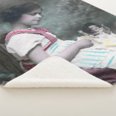 Bonne Année  meisje met pop Sherpa Deken (3/4)