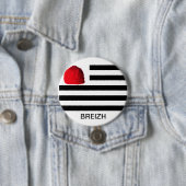 BONNET ROUGE RONDE BUTTON 7,6 CM (In situ)