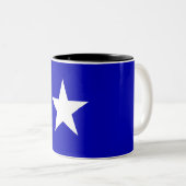 Bonnie Blue Flag Tweekleurige Koffiemok (Voorkant rechts)