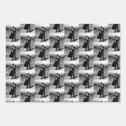 Bonnie Parker en Clyde Barrow Kissing 1933 Inpakpapier Vel (Voorkant)