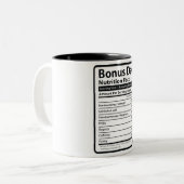 Bonus Dad Nutrition Facts Tweekleurige Koffiemok (Voorkant links)