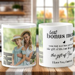 BONUS MAM Gepersonaliseerde Foto Stap Moederdag Koffiemok<br><div class="desc">Introductie van onze oprechte Moederdag koffie mok, speciaal ontworpen voor bonus moeders, stap moeders, en stap moeders die een speciale plaats in ons hart. Deze moderne en stijlvolle mok bevat de ontroerende boodschap: "Je hebt me misschien niet het geschenk van het leven gegeven, maar het leven gaf me het geschenk...</div>