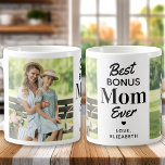BONUS MAM Stap Moeder Moederdag Custom 2 Foto Koffiemok<br><div class="desc">Introductie van onze oprechte Moederdag koffie mok, speciaal ontworpen voor bonus moeders, stap moeders, en stap moeders die een speciale plaats in ons hart. Deze moderne en stijlvolle mok bevat de boodschap: "Beste Bonus Moeder Ooit" Het is een lieve en oprechte manier om dankbaarheid en liefde te uiten aan die...</div>