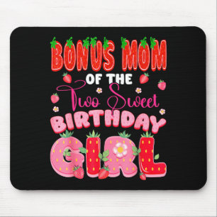 Bonusmoeder van het tweejarige verjaardagsmeisje muismat