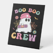 Boo Boo Crew Ghost Nurse Classic T-shirt Reclamebord Met Voetstuk (Voorkant)